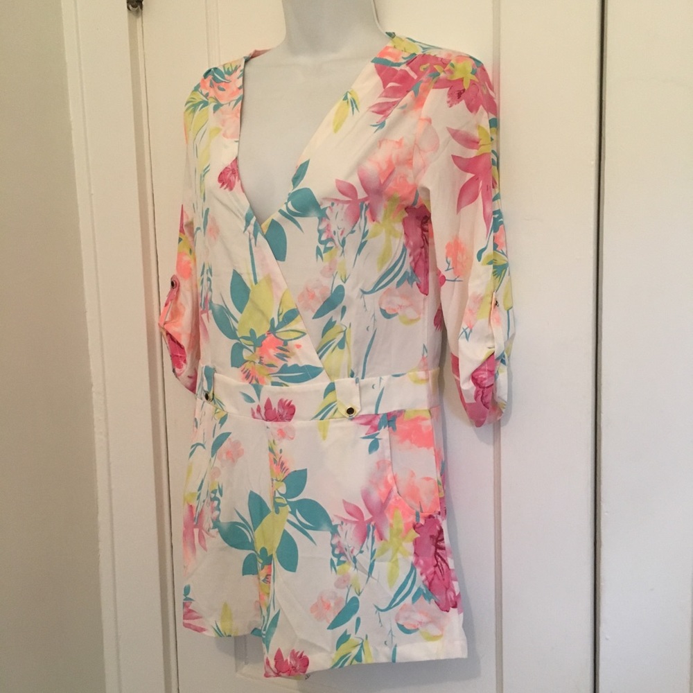 Choies Romper Playsuit On Trend Bright Floral Sz M